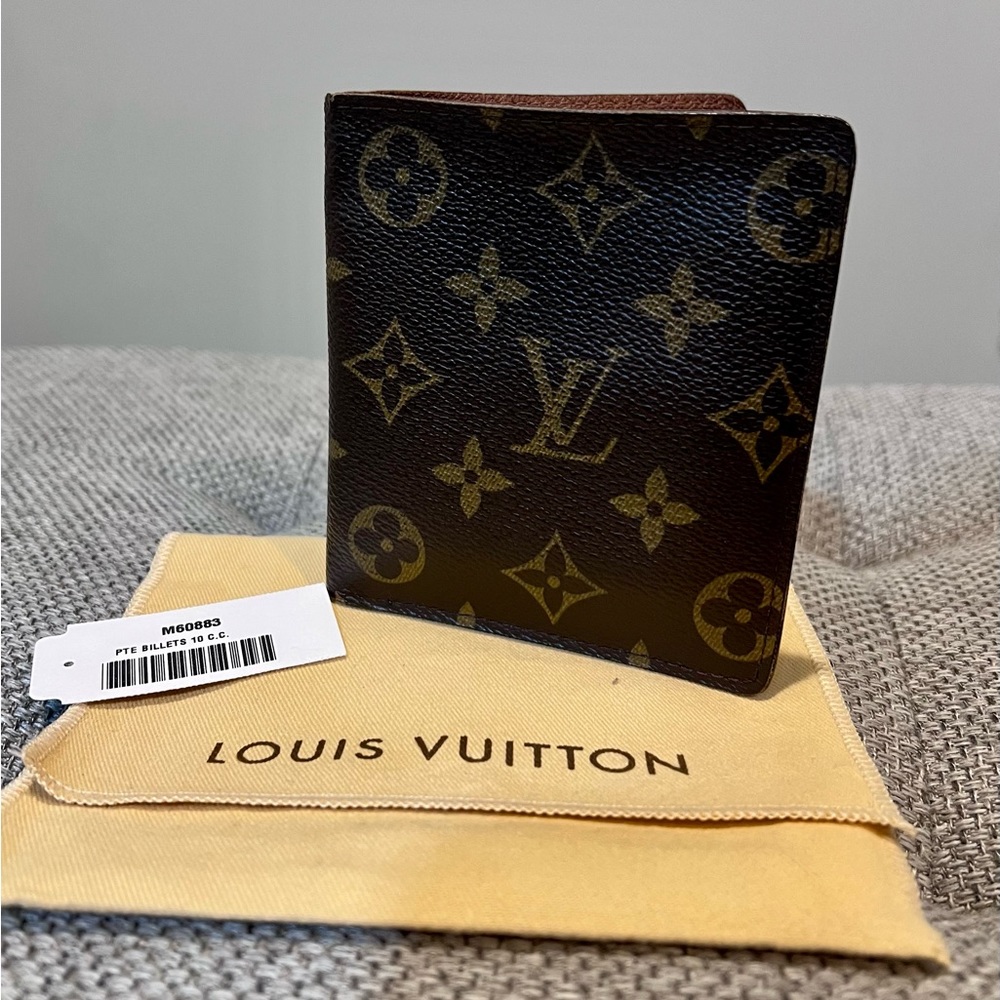 Louis Vuitton PTE billets 10 C.C.